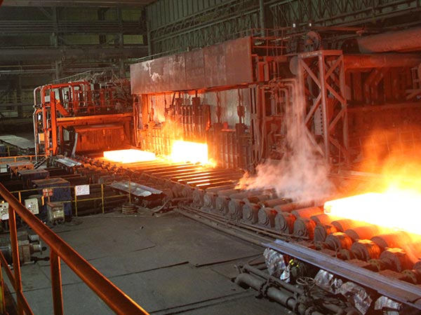 What is the rate of a573 gr.70 and a515 gr.70 carbon steel per ton in Singapore
